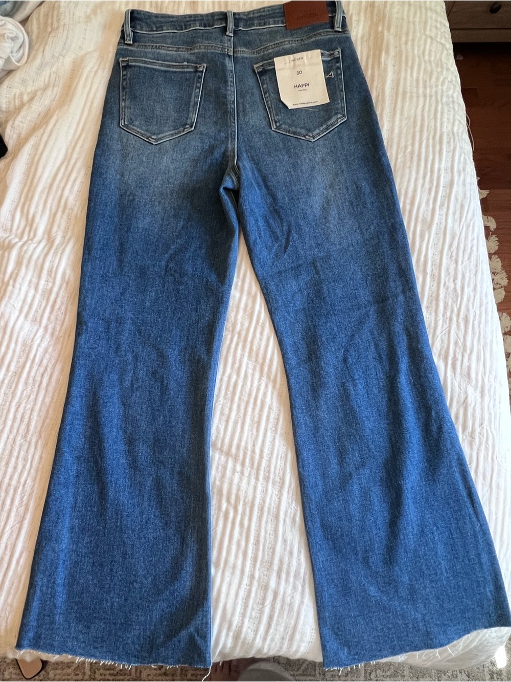Hidden Hugh-Rise Distressed Kick-Crop Flare Jeans - NWT Size 30 - Picture 3 of 6